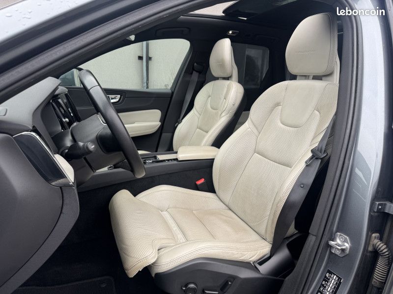 Volvo XC60 D5 ADBLUE AWD 235 CH INSCRIPTION LUXE GEARTRONIC (image 10)