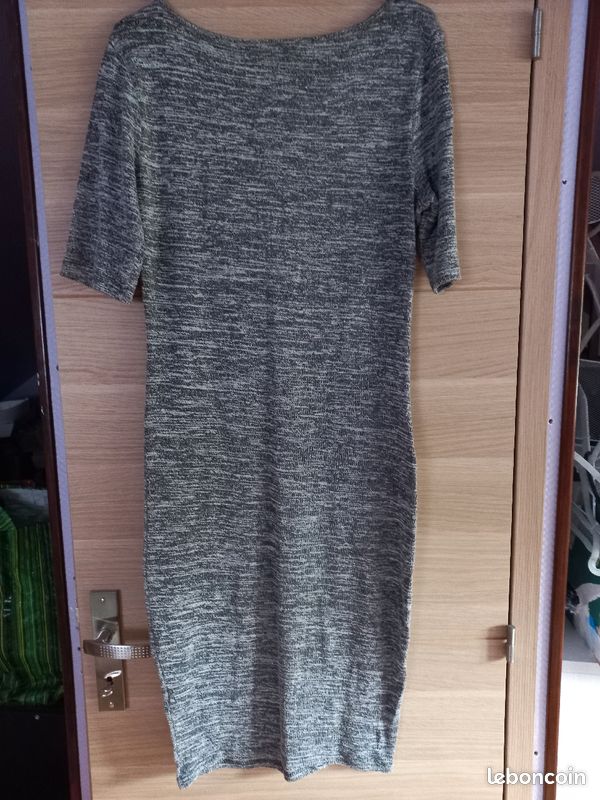 Robe (image 2)