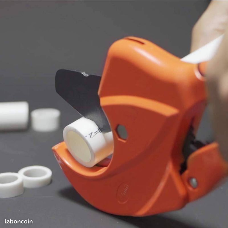 Coupe-tube en Plastique, Coupe-tube en PVC Ă Cliquet - Neuf - Livraison comprise âââ (image 2)