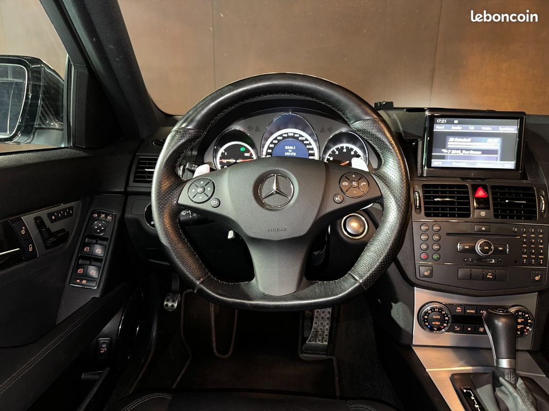 Mercedes CLASSE C BREAK 63 AMG 6.2 V8 457ch 7G-Tronic Historique Complet (image 18)