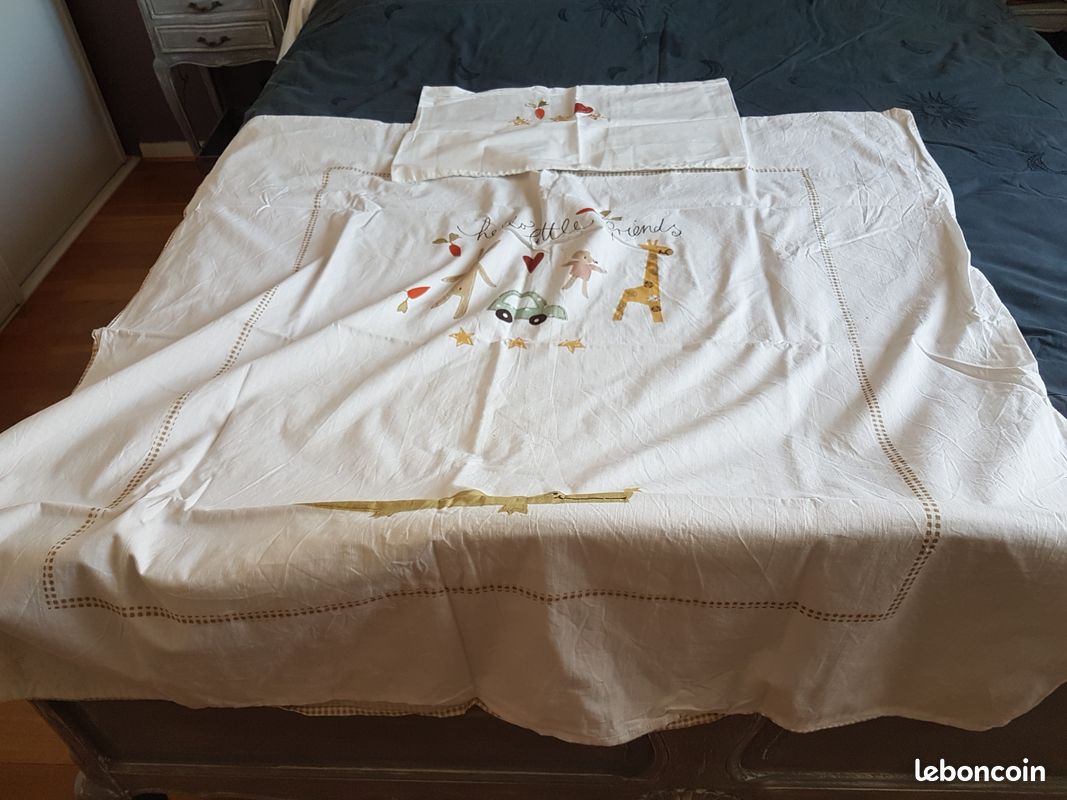 Lot housse couette pour lit bébé et deux housses couette (image 3)
