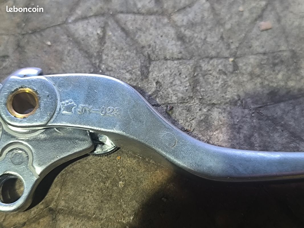 Paire Leviers De Frein Et Embrayage Polished Silver - Compatible Suzuki SV1000, DL1000, GSX1300 Hayabusa