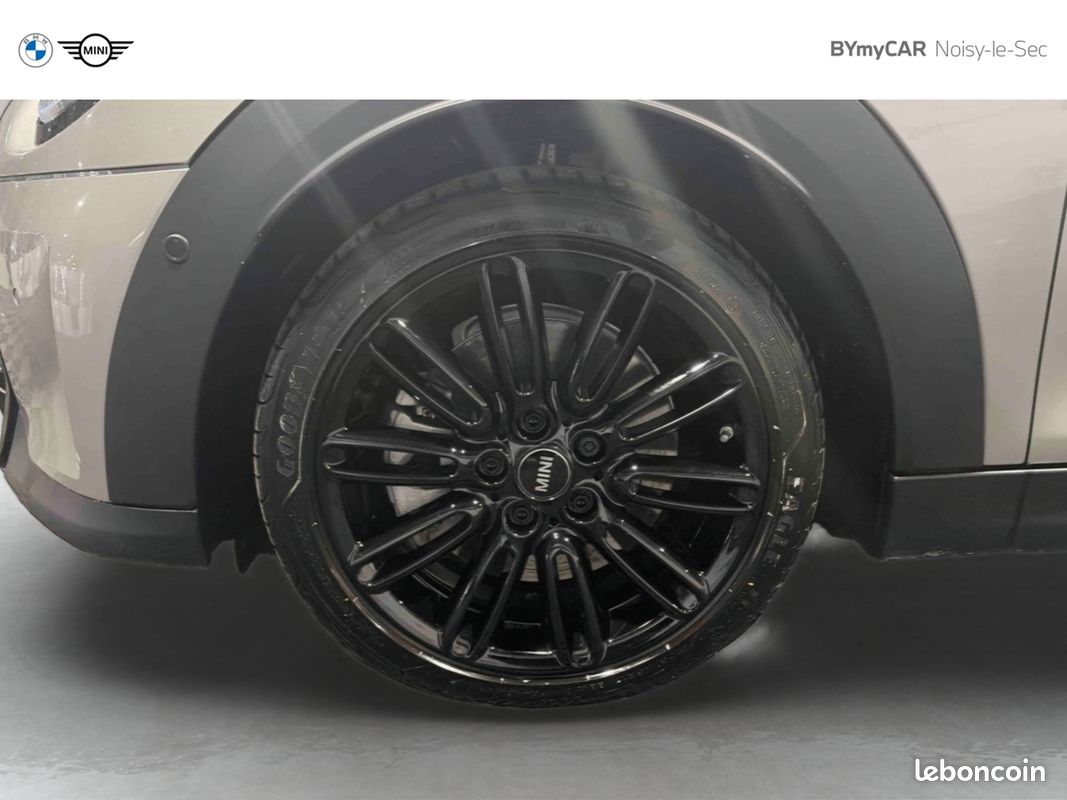 MINI Hatch 5 Portes Cooper S 178 ch DKG7 Edition Premium Plus (image 14)