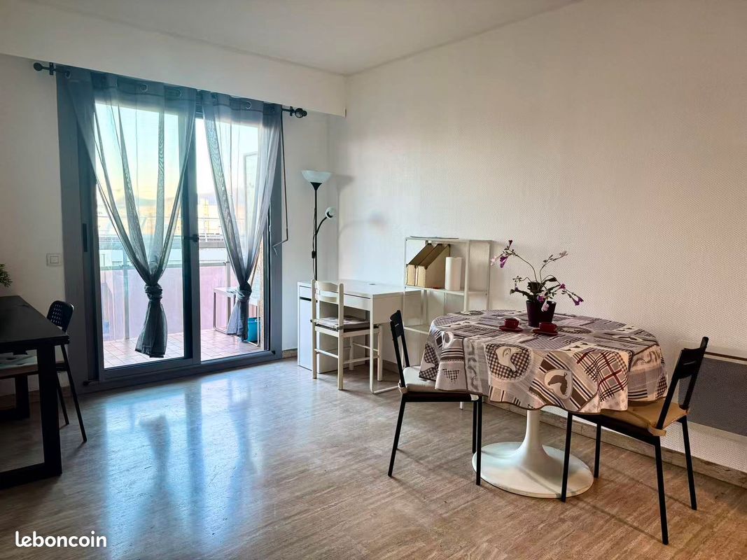 Appartement 2 pièces 38 m² · à Marseille · 38 m² · 928 €