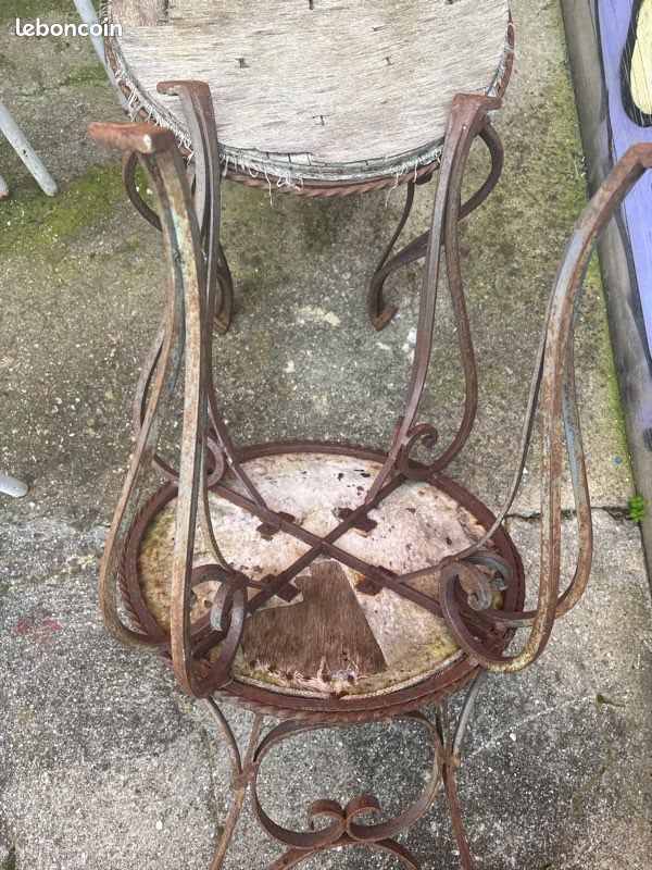 Chaise en fer forgé (image 2)