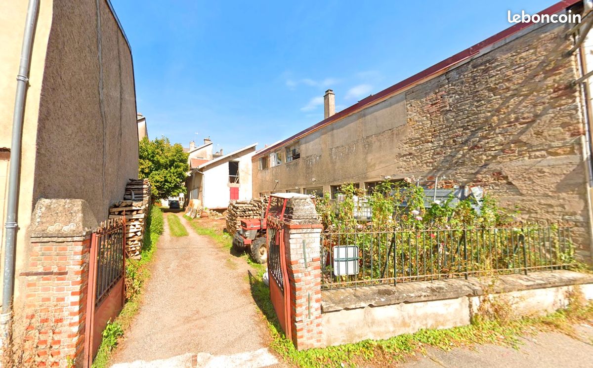 Maison 1 pièce 110 m² · à Baccarat · 110 m² · 45 000 €