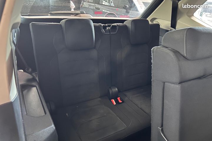 VOLKSWAGEN TIGUAN ALLSPACE 2.0 TDI 150 4X2 DSG PH2 150Ch Garantie 12 mois (image 16)