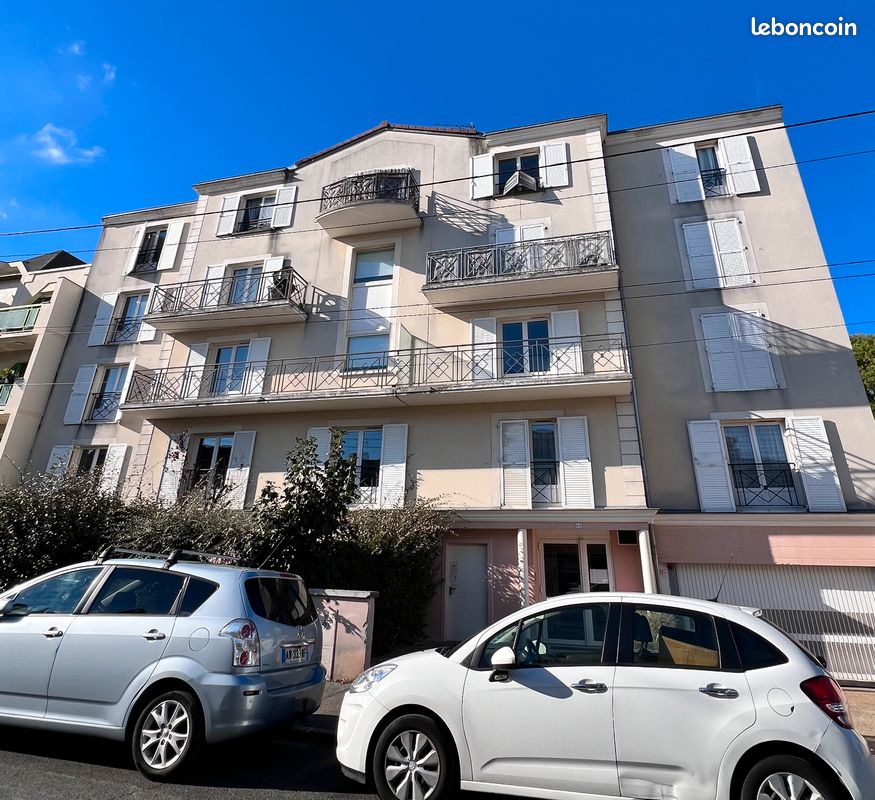 Appartement F2 avec balcon et parking