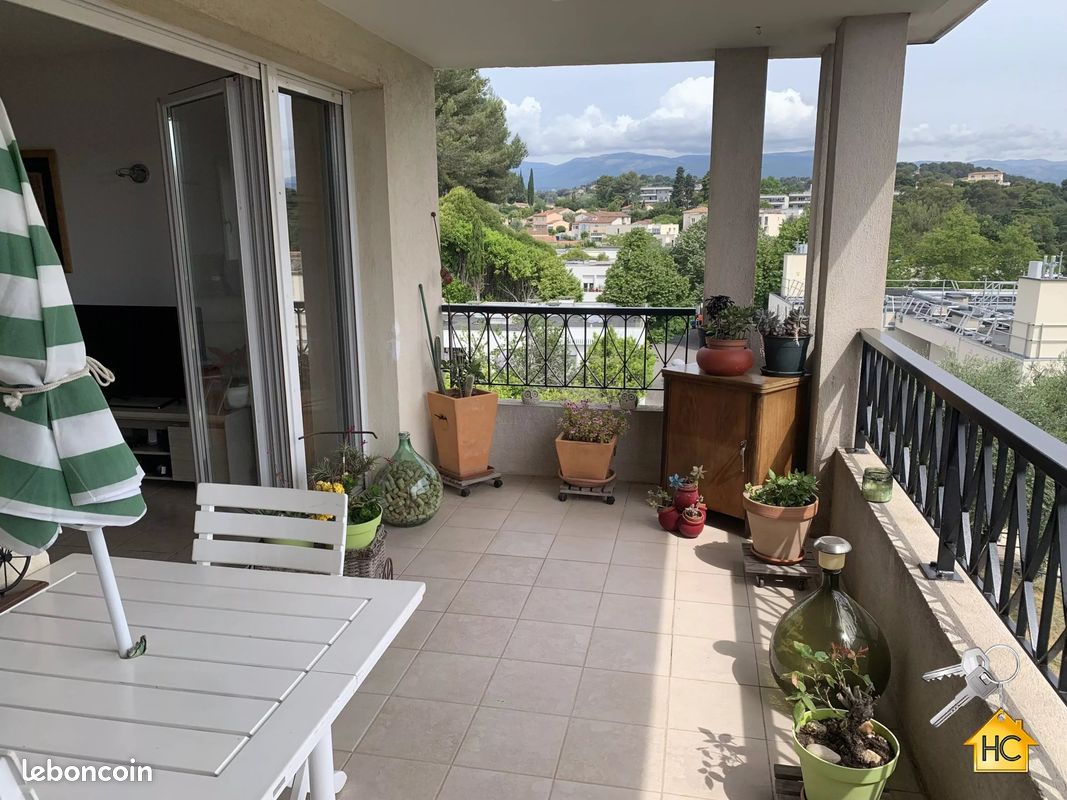 Appartement 3 pièces 60 m² · à Cannes · 60 m² · 252 000 €