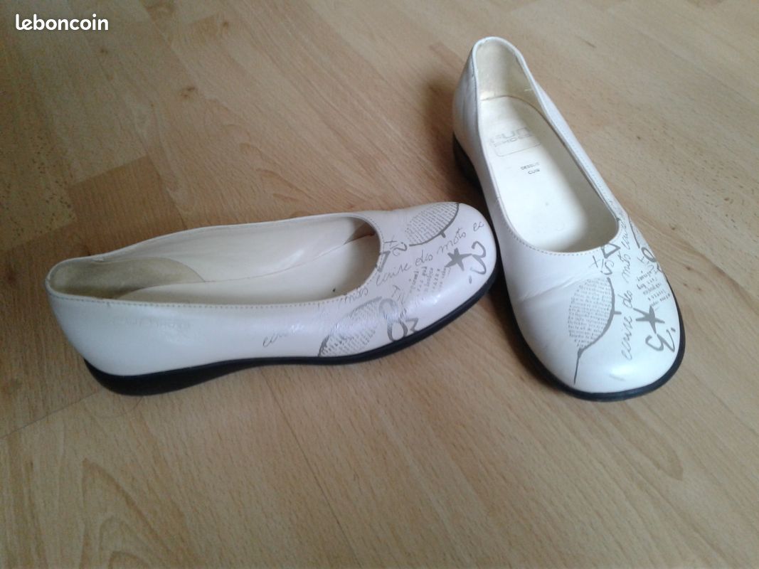 Plusieurs paires de chaussures femmes (image 4)