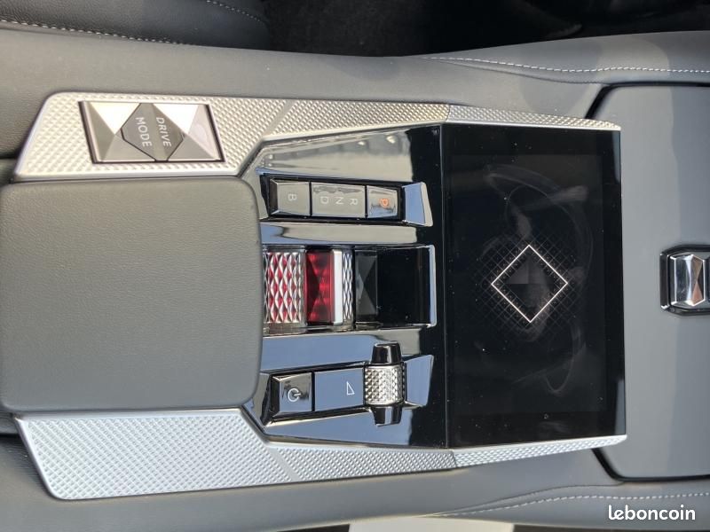 Ds DS 4 E-TENSE 225ch Rivoli (image 15)