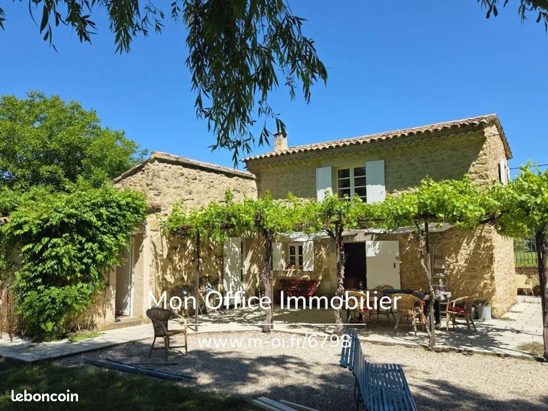 Maison 5 pièces 130 m² · à Puyvert · 130 m² · 595 000 €