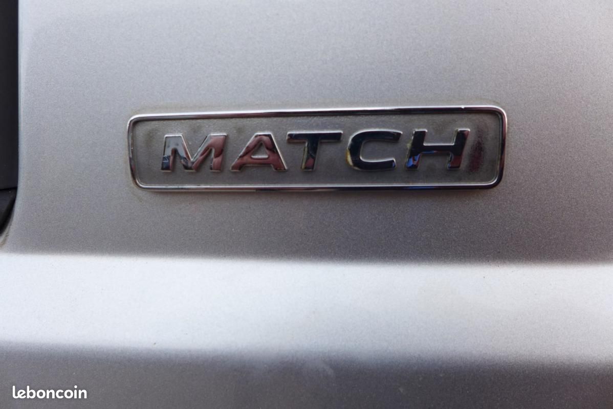 Volkswagen T5 Multivan 2.0 BiTDI Match | 179 ch BVM 7 places Table Chauffage stationnaire Sièges ... (image 13)