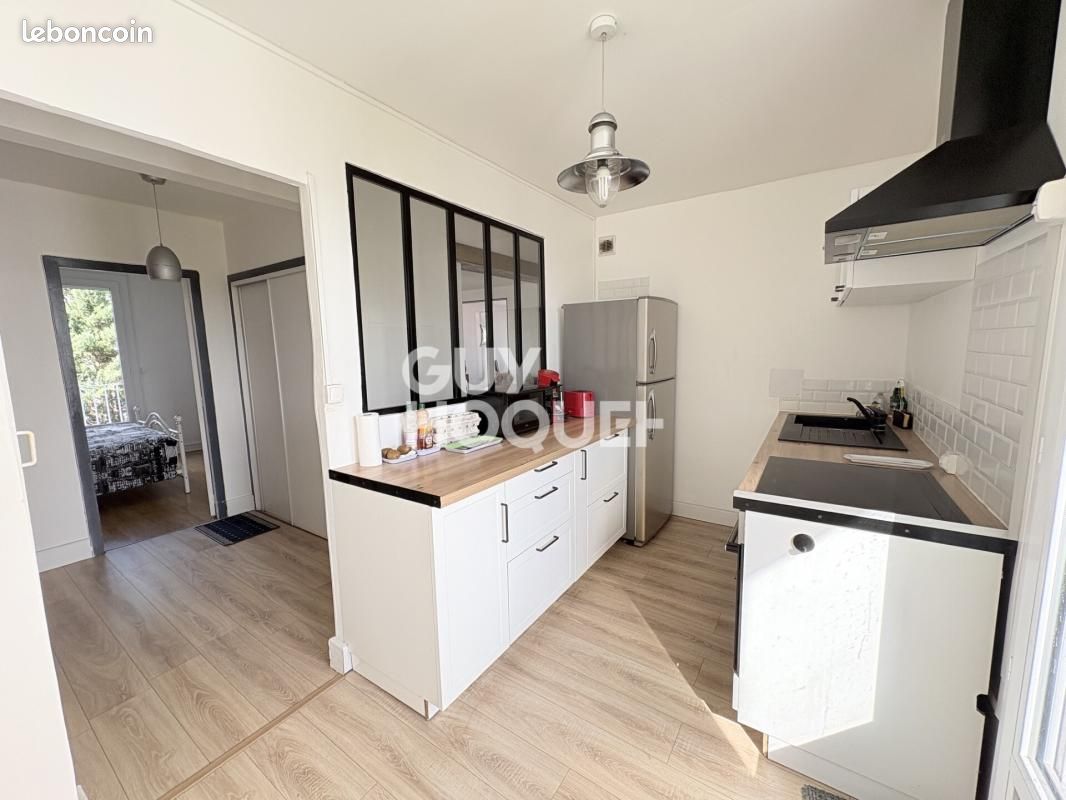 Appartement 5 pièces 84 m² · à Villenave-d'Ornon · 84 m² · 200 000 €