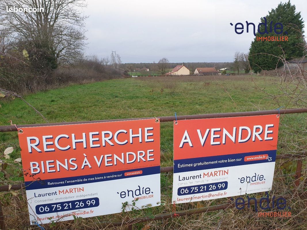 Terrain 4325 m² · à Saint-Plaisir · 4 325 m² · 57 000 €
