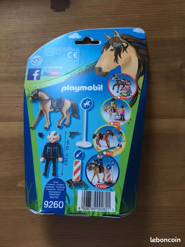 Playmobil country Policier à cheval_9260 (image 2)