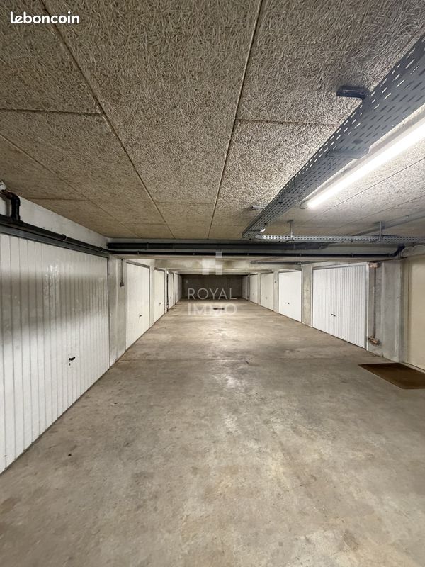 Parking 15 m² · à Toulon · 15 m² · 28 000 €