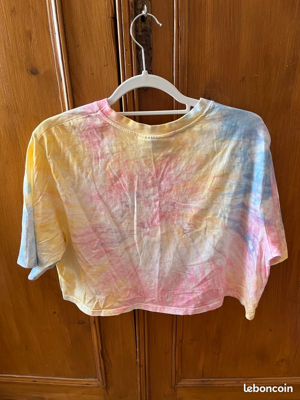 Très joli t shirt Stranger Things jennyfer taille L XL Vêtements