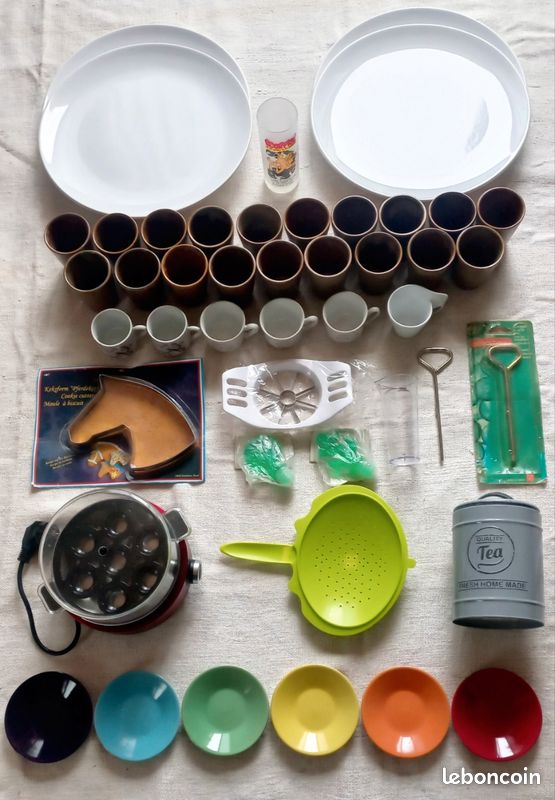 Lot Divers Articles pour Brocante, Donne Divers Cadres Neufs (image 7)
