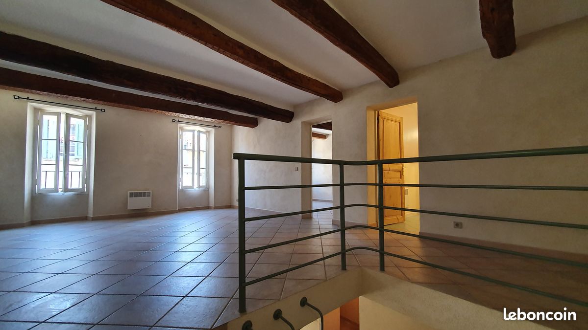 Appartement 2 pièces 70 m² · à Hyères · 70 m² · 695 €/mois