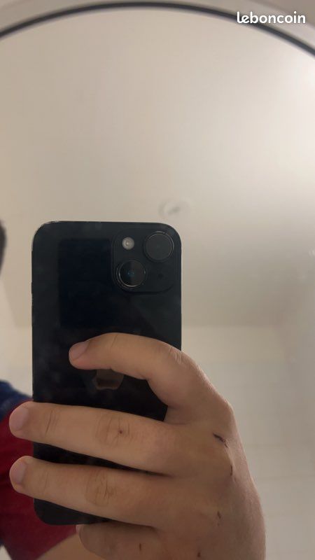 Iphone 14 Téléphones Objets connectés