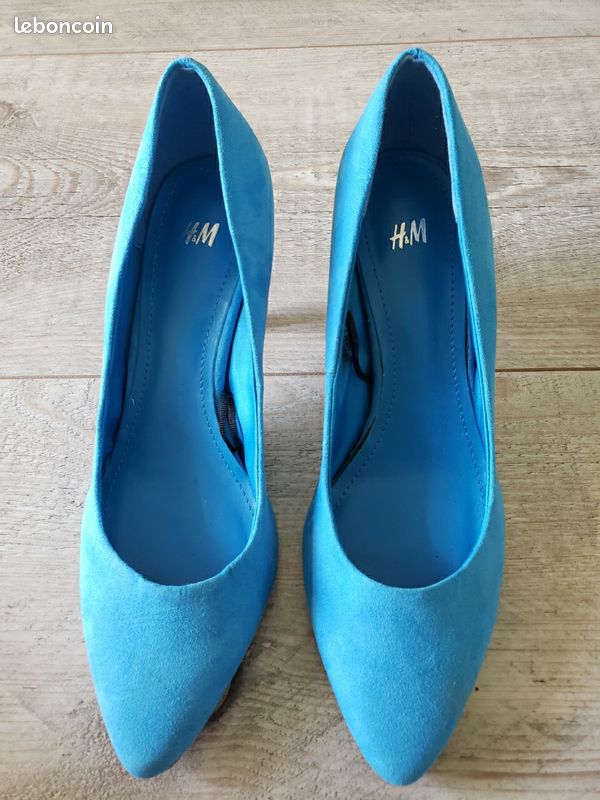 Chaussures a talons bleu electrique pointure 38 Chaussures