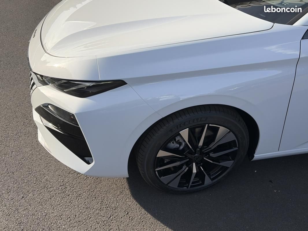 Peugeot 308 BlueHDi 130ch SetS EAT8 Allure (image 8)