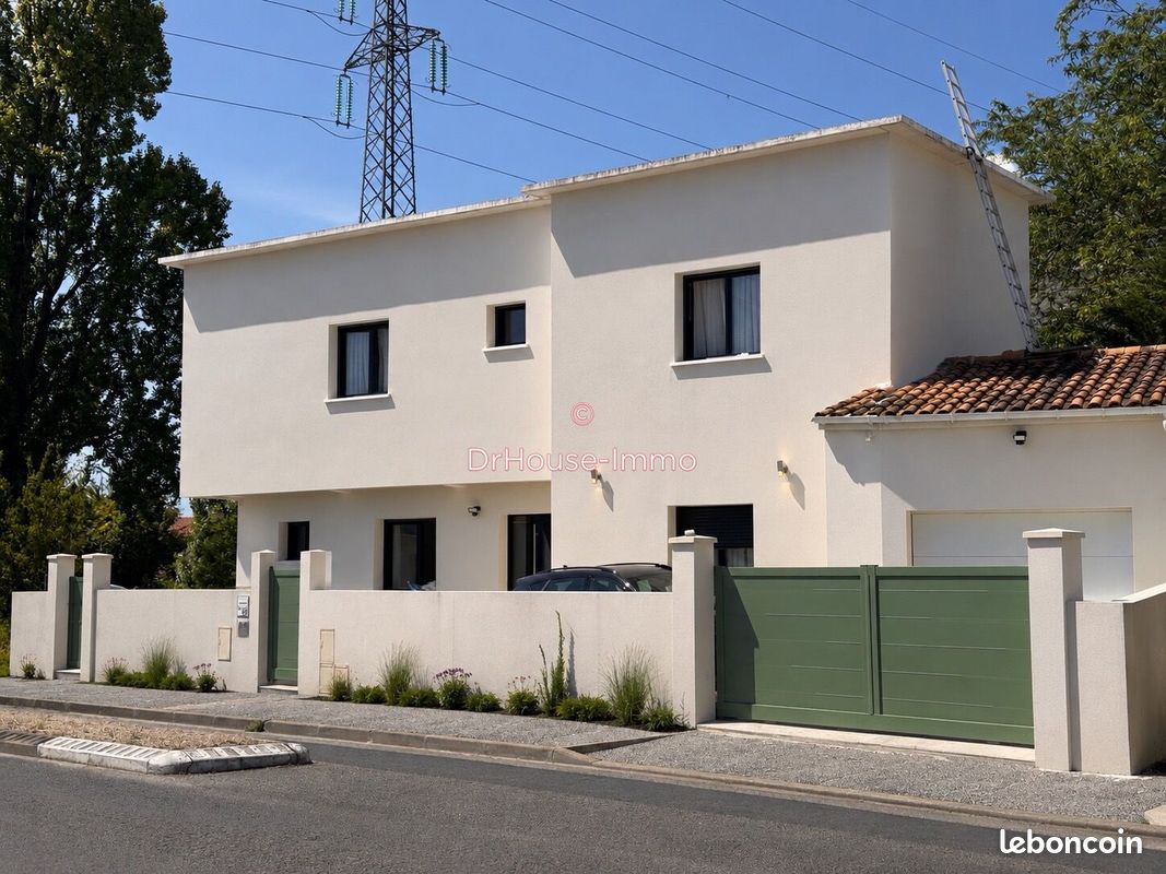 Maison 6 pièces 172 m² · à Pessac · 172 m² · 745 000 €