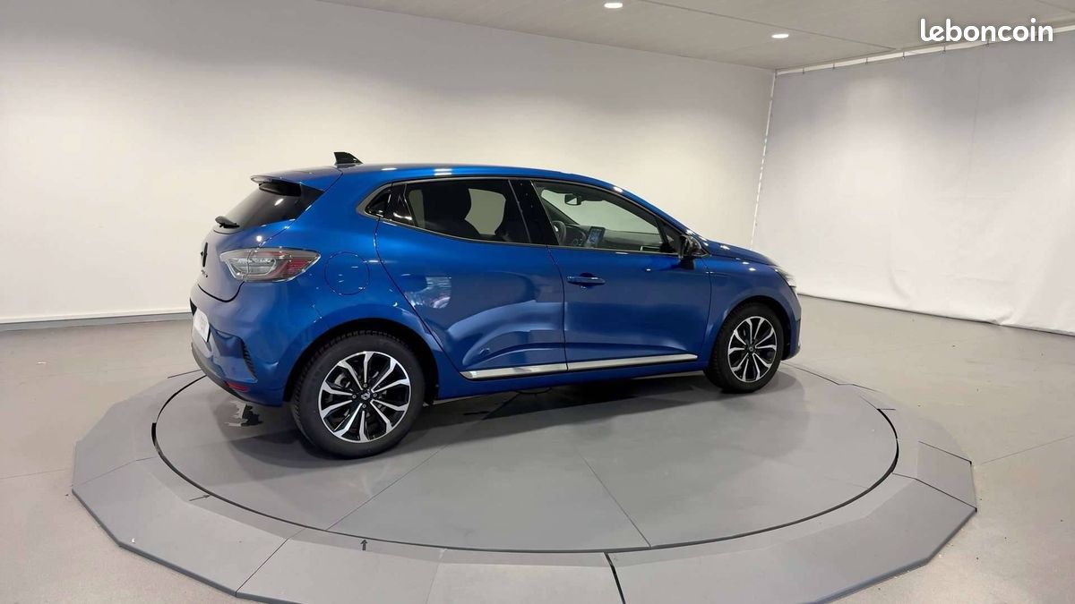 Renault clio tce 90 ch gsr2 esprit alpine (image 26)