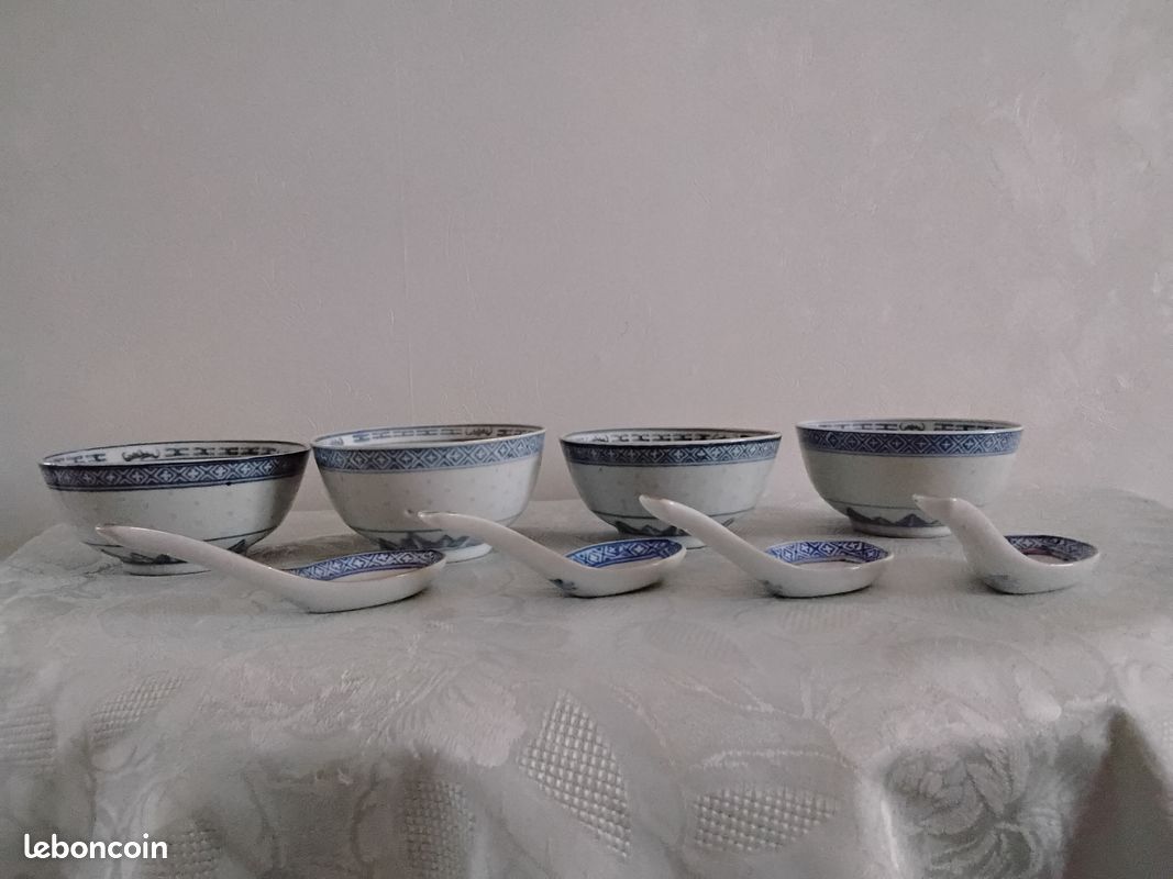 Bols chinois avec cuillères (image 2)