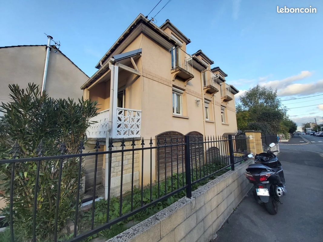 Maison 4 pièces 84 m² · à Chelles · 84 m² · 255 000 €