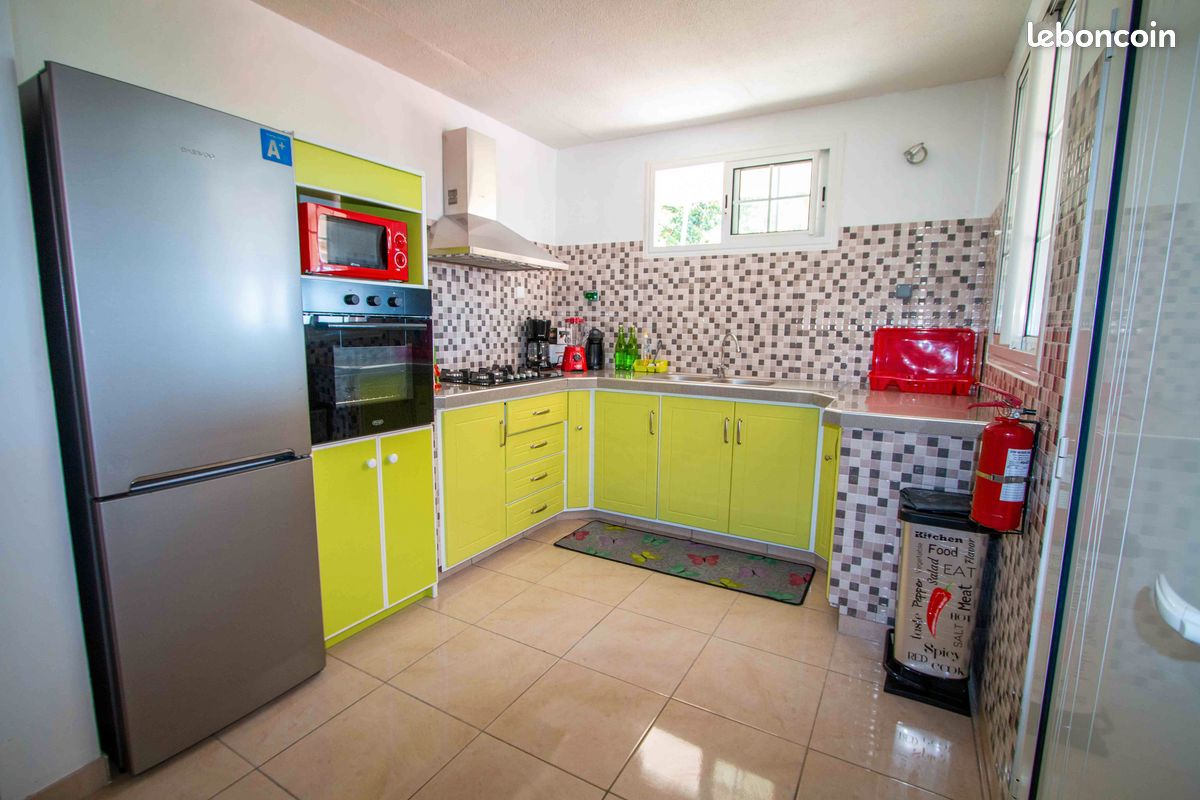 Bel appartement T3 sur les hauteurs de Sainte-Marie (image 4)