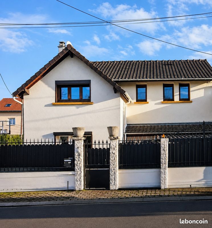 Maison 5 pièces 135 m² · à Les Clayes-sous-Bois · 135 m² · 470 000 €