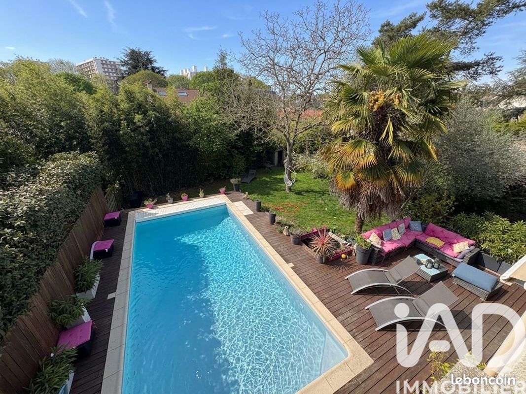 Maison 7 pièces 160 m² · à Longjumeau · 160 m² · 560 000 €
