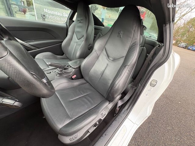 PEUGEOT RCZ 1.6 THP 200ch Dans l'état sans garantie (image 3)