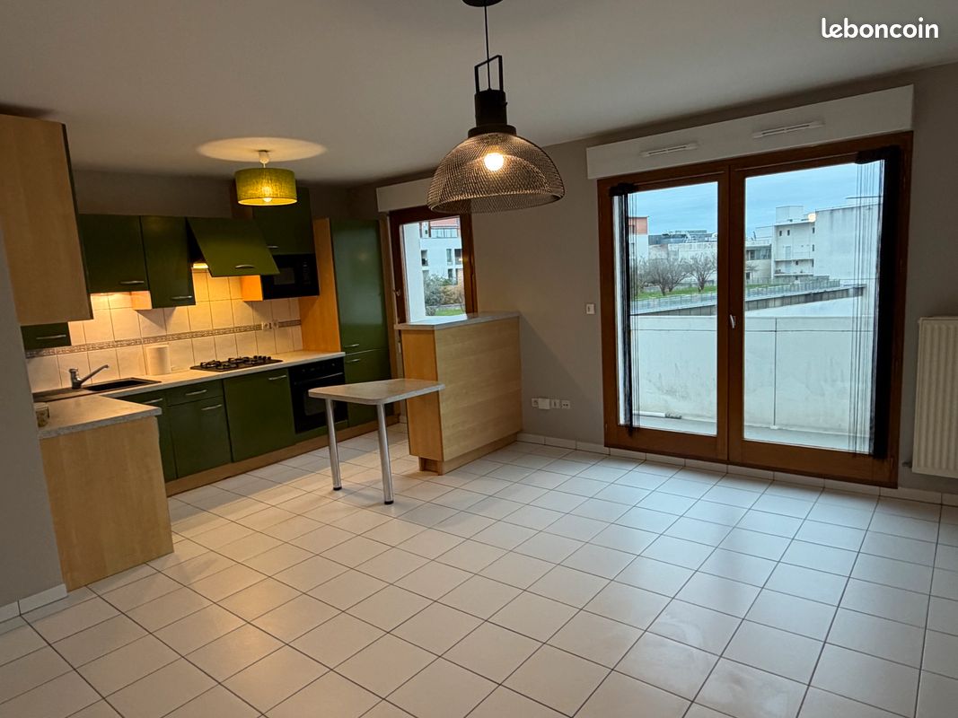 Appartement 3 pièces 57 m² · à Saint-Jacques-de-la-Lande · 57 m² · 787 €/mois