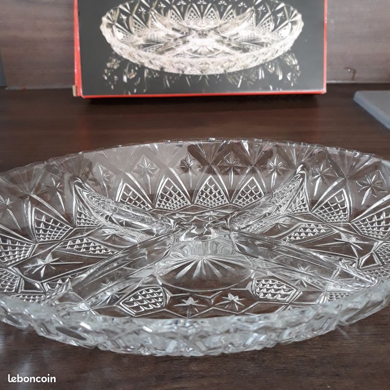 2 plats en verre 4 compartiments ( neuf ) (image 4)