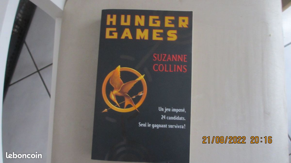 Hunger games -tome 1 - grand format (image 1)