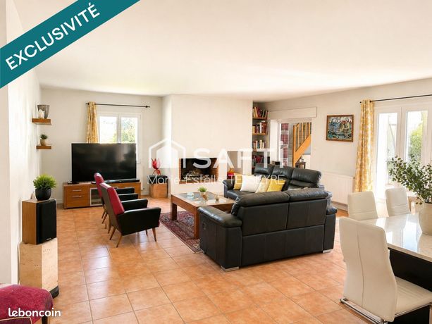 Propriété 10 pièces 218 m²