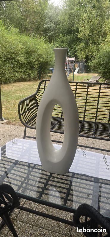 Joli vase blanc (image 1)