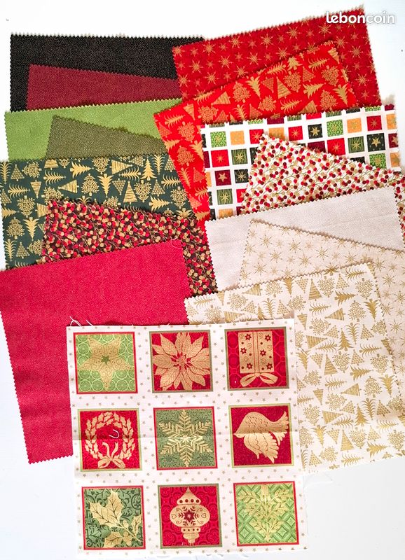 15 coupons 25x25 thème Noel pour patchwork, couture, etc (image 1)