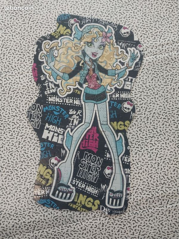 Puzzle monster high lagoona blue 150 pieces original mattel complet grand format enfant (image 1)