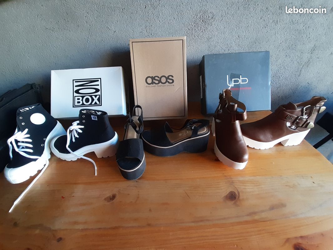 Chaussures / Bottes Femme (image 1)