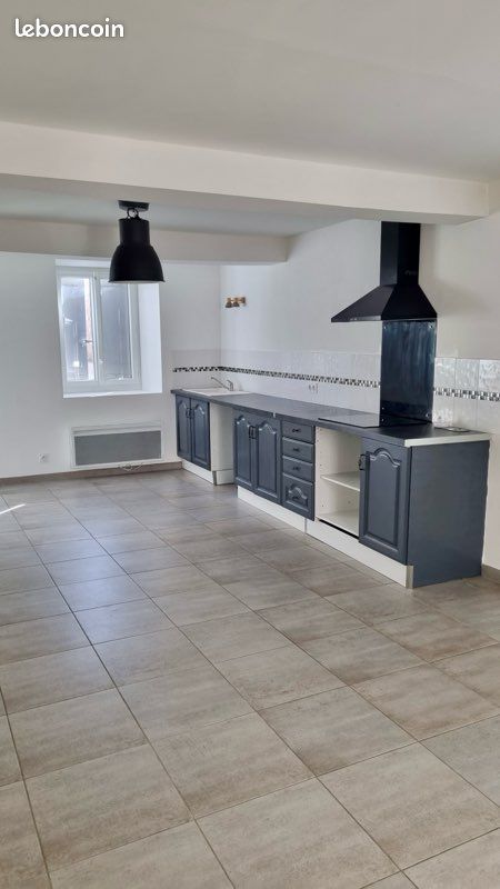 Maison 4 pièces 90 m² · à Saint-Martin-de-Villereglan · 90 m² · 620 €/mois