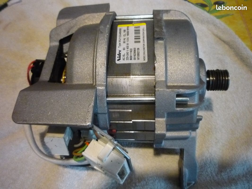 Moteur pour lave linge whirlpool AWE 6221 (image 1)