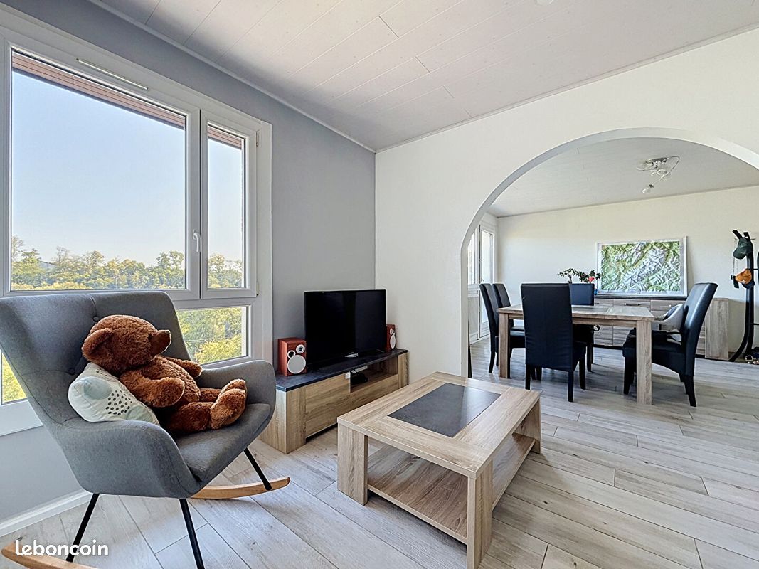 Appartement 5 pièces 93 m² · à Annecy · 93 m² · 299 500 €