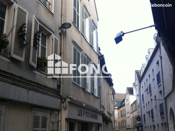 Studio 1 pièce 25 m²