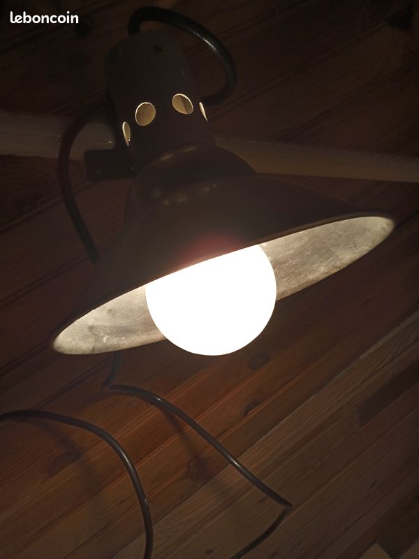 Lampe vintage a pince hyper puissante (image 2)