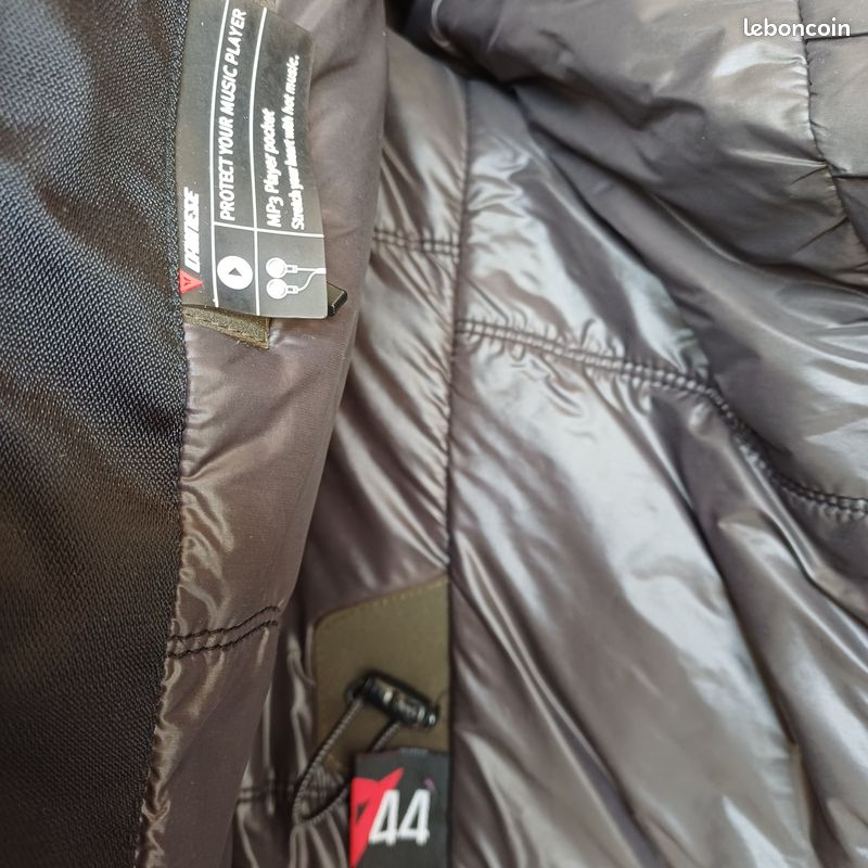 Blouson moto femme dainese taille m (image 3)