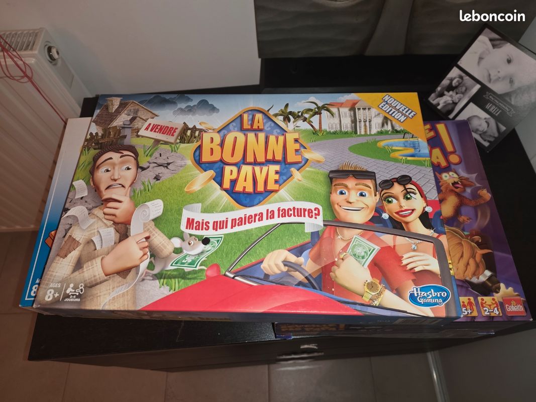 Lot de jeux de societe. La bonne paye,trivial poursuit édition famille, réveille pas papa, Qui est ce ? , know (image 1)